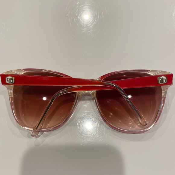 Vintage Pucci cat eye sunglasses - Picture 2 of 7